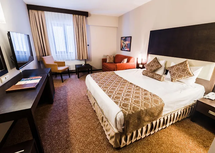 Karinna Uludag فندق 4*